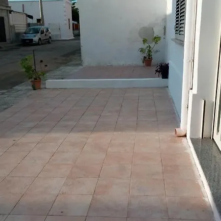 Lucy Apartment